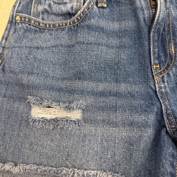 Old Navy & more Girl’s Blue Jean Shorts Bundle, 4 pair all fit size 12 - Picture 8 of 16